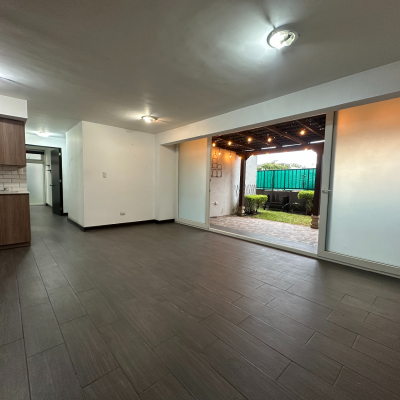 Apartamento con jardín en Venta 