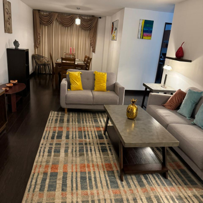  Apartamento en Renta, en Zona 14 Edificio Catania  